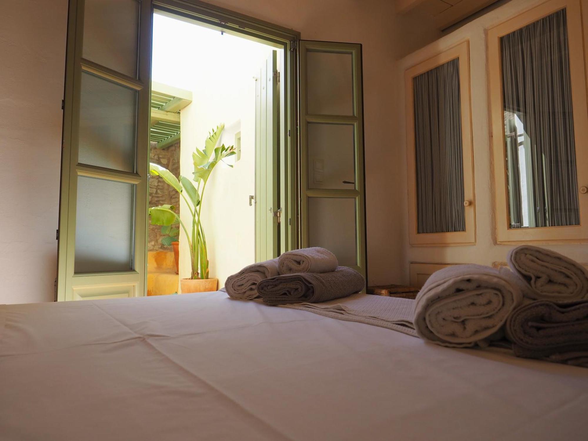 Ochre Dream, Beach Front & Sunset Villa Naousa Kültér fotó